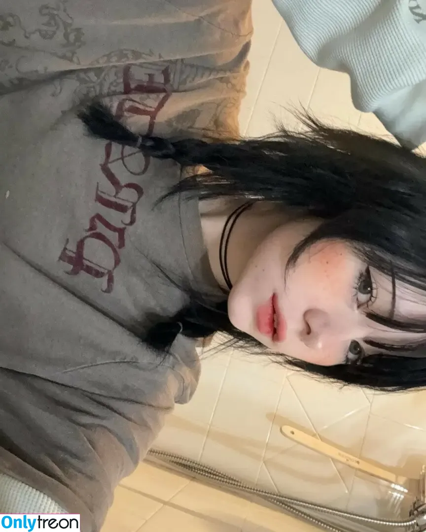 ashisbees nude photo #0266 (iamb33s)