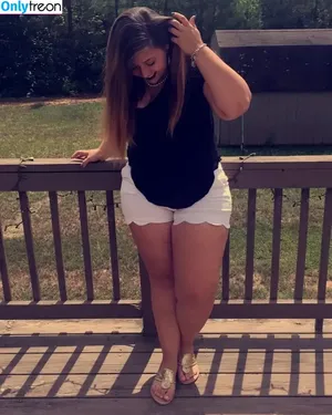 Ashlene / ashleeeene / yourashlene nude photo #0011