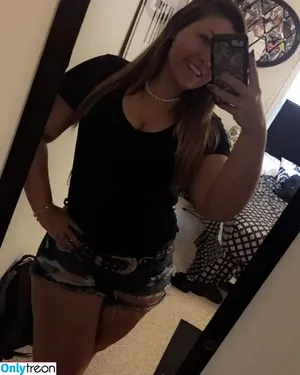 Ashlene / ashleeeene / yourashlene nude photo #0012