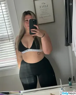 Ashlene / ashleeeene / yourashlene nude photo #0055
