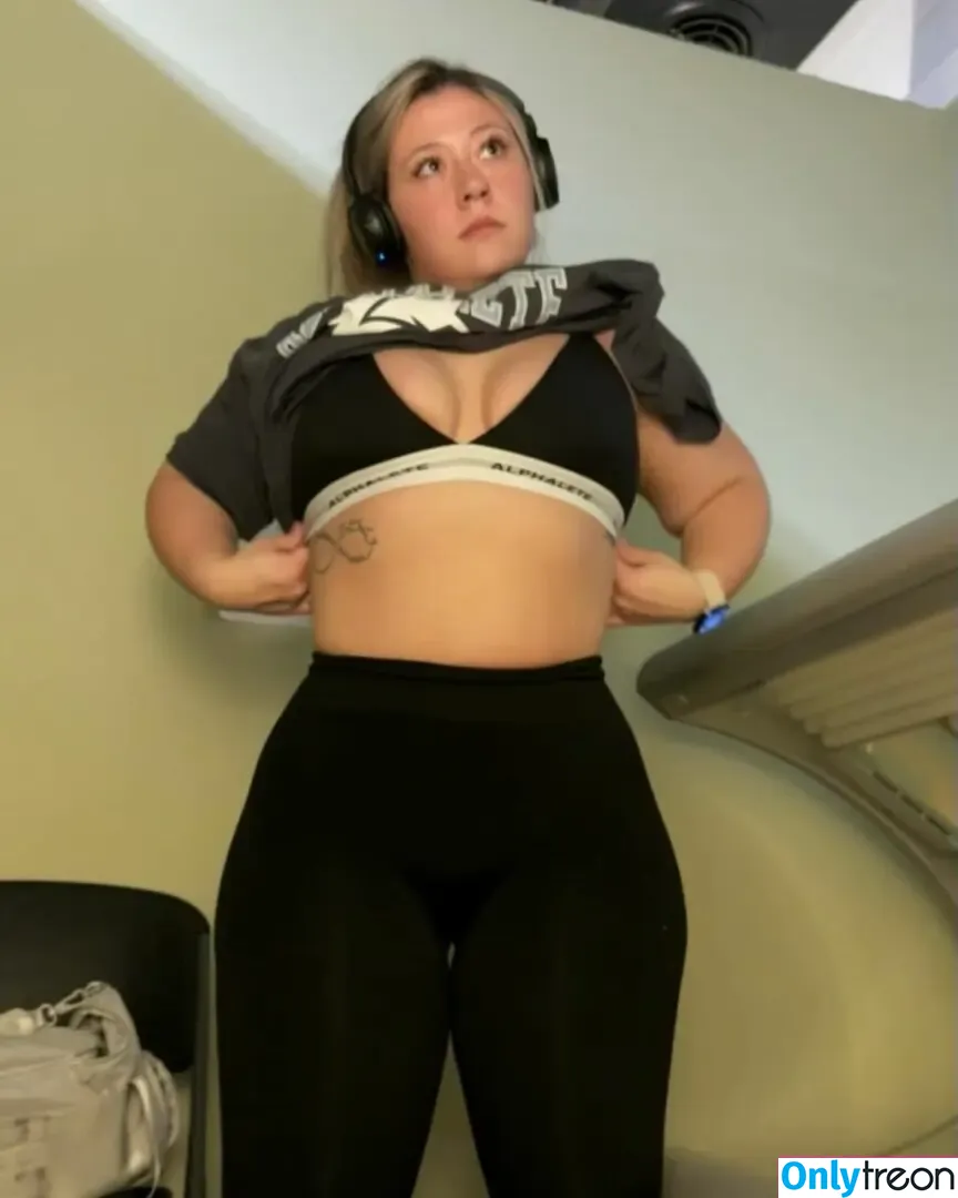 Ashlene nude photo #0057 (ashleeeene / yourashlene)