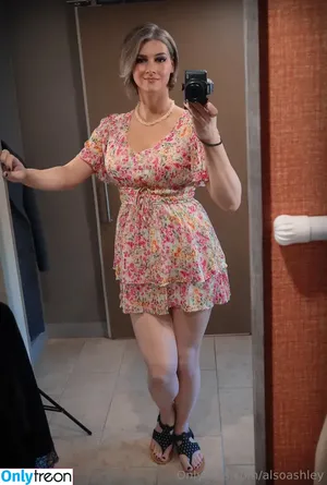 Ashley Barron / AlsoAshley / alsoashleyb nude photo #1597