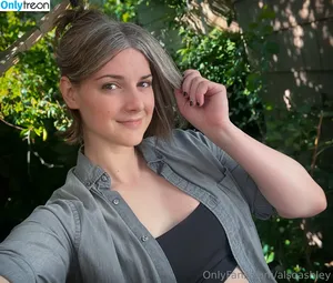 Ashley Barron / AlsoAshley / alsoashleyb nude photo #1730