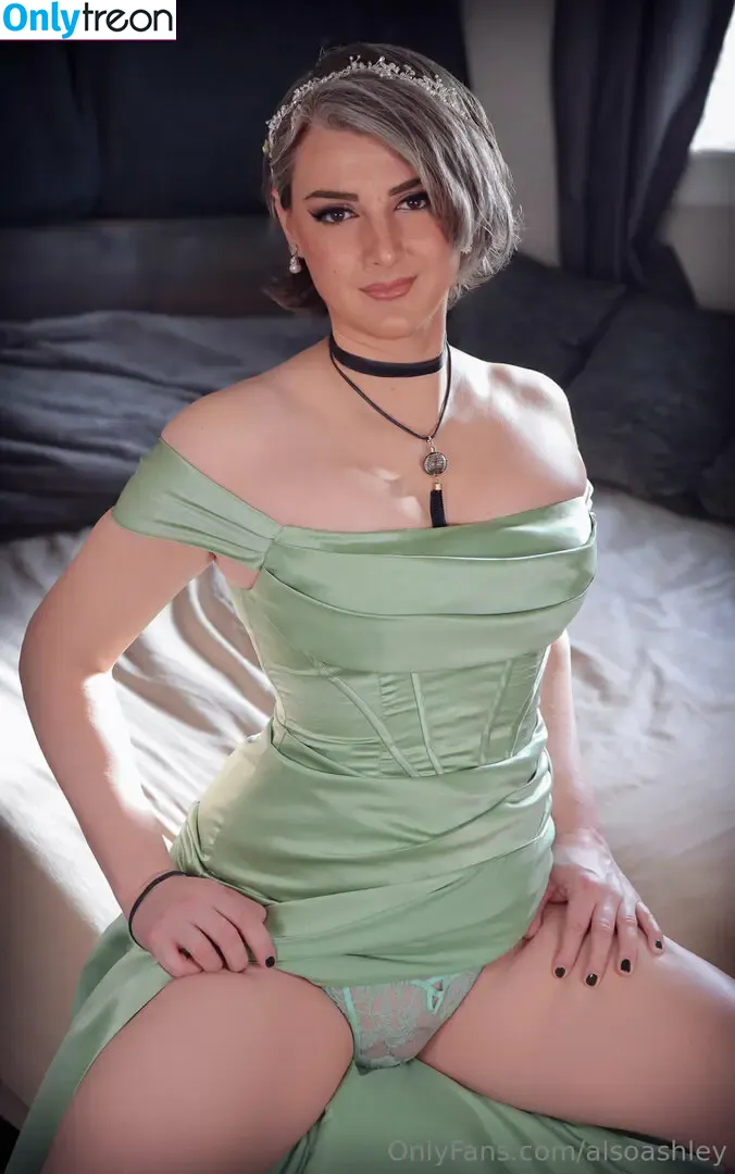 Ashley Barron nude photo #1199 (AlsoAshley / alsoashleyb)