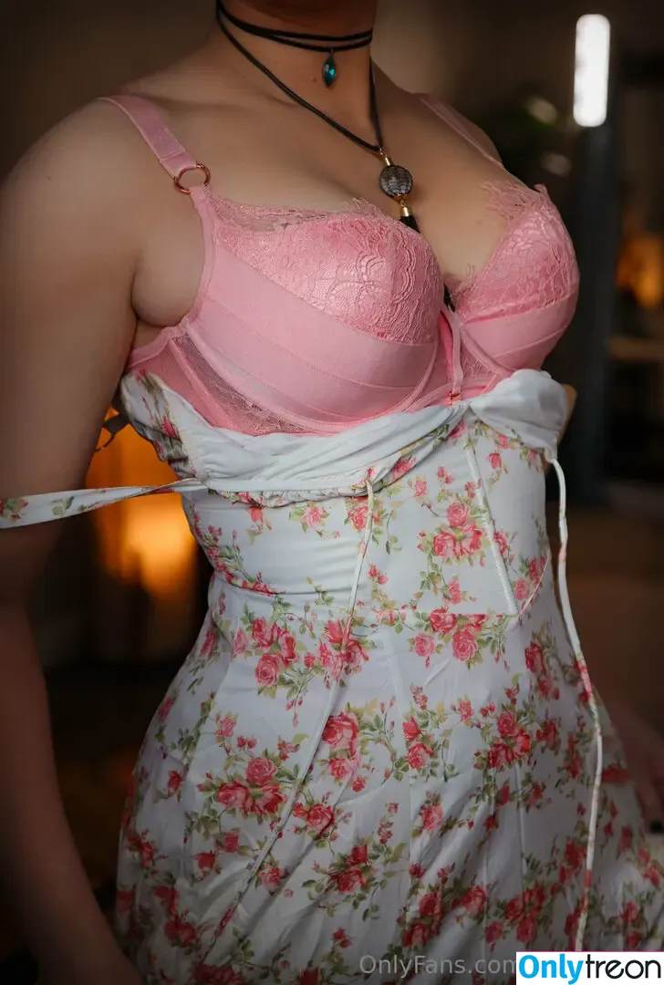 Ashley Barron nude photo #1220 (AlsoAshley / alsoashleyb)