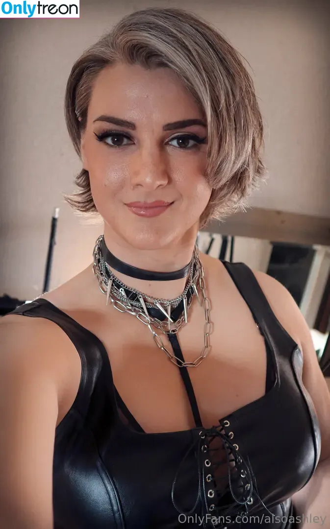 Ashley Barron nude photo #1376 (AlsoAshley / alsoashleyb)