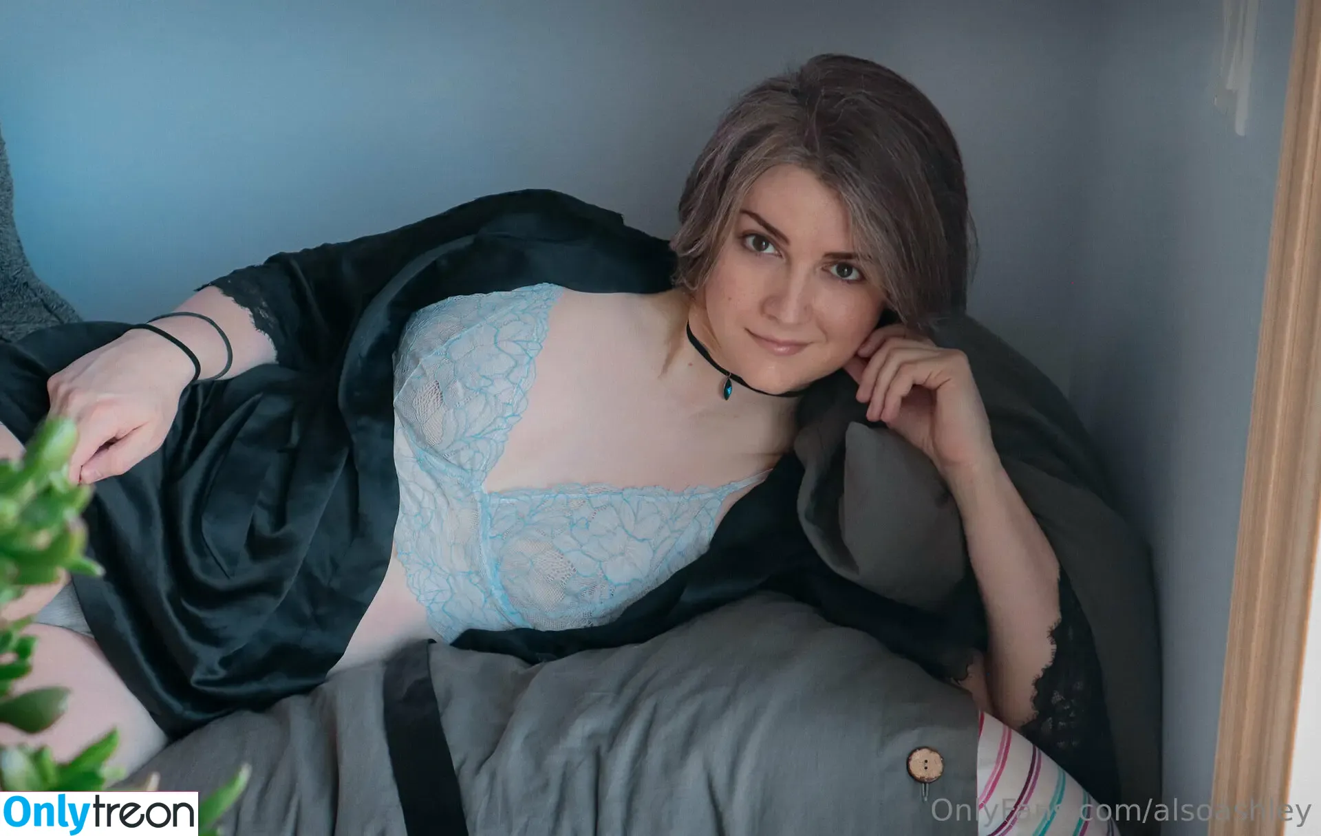 Ashley Barron nude photo #1429 (AlsoAshley / alsoashleyb)