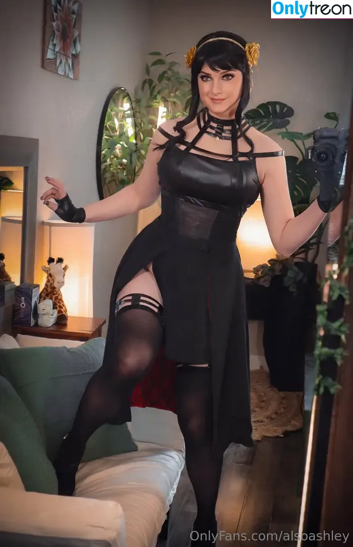 Ashley Barron nude photo #1800 (AlsoAshley / alsoashleyb)