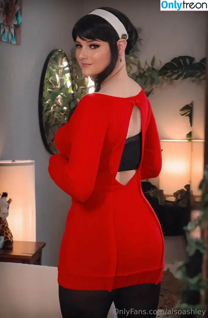 Ashley Barron nude photo #1806 (AlsoAshley / alsoashleyb)