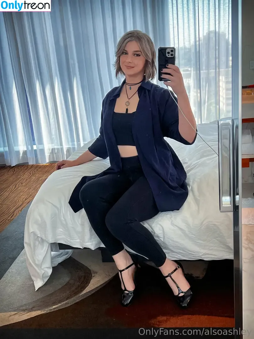 Ashley Barron nude photo #1854 (AlsoAshley / alsoashleyb)
