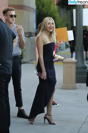 Ashley Benson / AshBenzo / ashley_benson1 / ashleybenson nude photo #0791