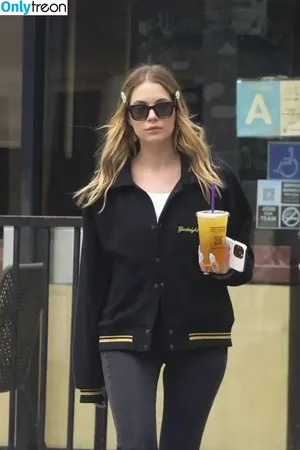 Ashley Benson / AshBenzo / ashley_benson1 / ashleybenson nude photo #0839