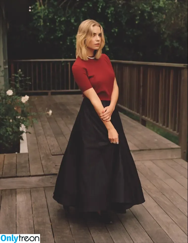 Ashley Benson nude photo #0706 (AshBenzo / ashley_benson1 / ashleybenson)