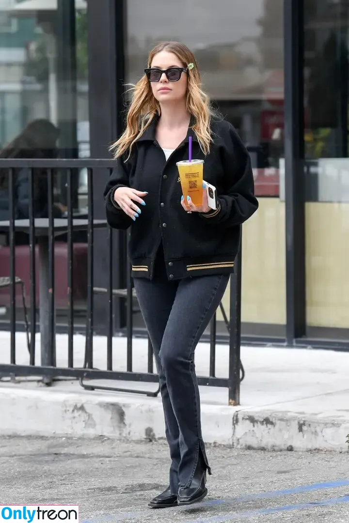 Ashley Benson nude photo #0829 (AshBenzo / ashley_benson1 / ashleybenson)