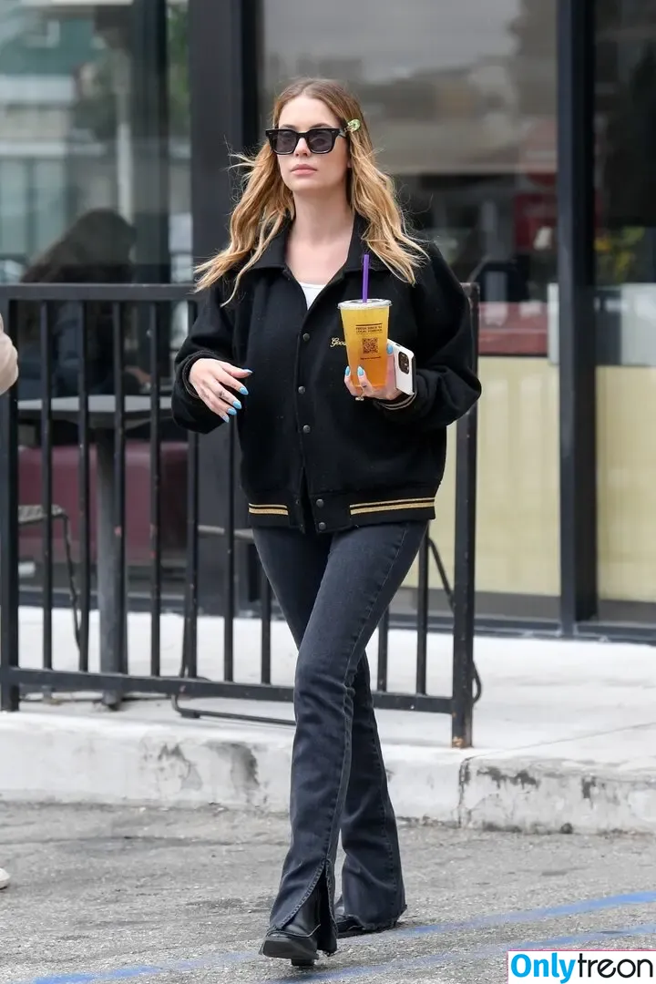 Ashley Benson nude photo #0830 (AshBenzo / ashley_benson1 / ashleybenson)