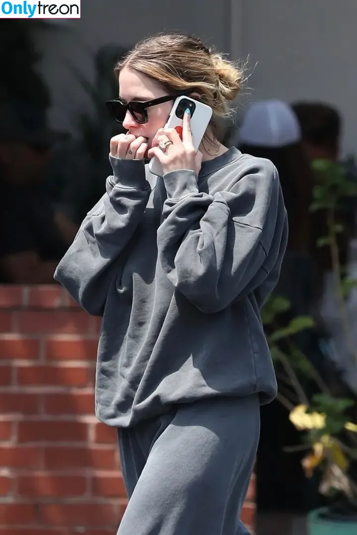 Ashley Benson nude photo #0860 (AshBenzo / ashley_benson1 / ashleybenson)