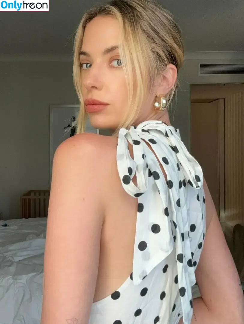 Ashley Benson nude photo #1345 (AshBenzo / ashley_benson1 / ashleybenson)