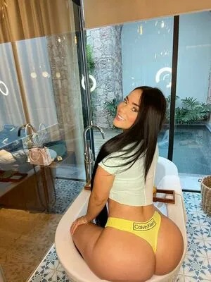 Ashley Carolina / Ashleyfox2122 / ashleycarolina / ashleylatinaa2 nude photo #0192