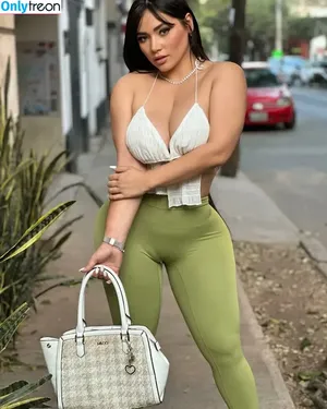 Ashley Carolina / Ashleyfox2122 / ashleycarolina / ashleylatinaa2 nude photo #0430