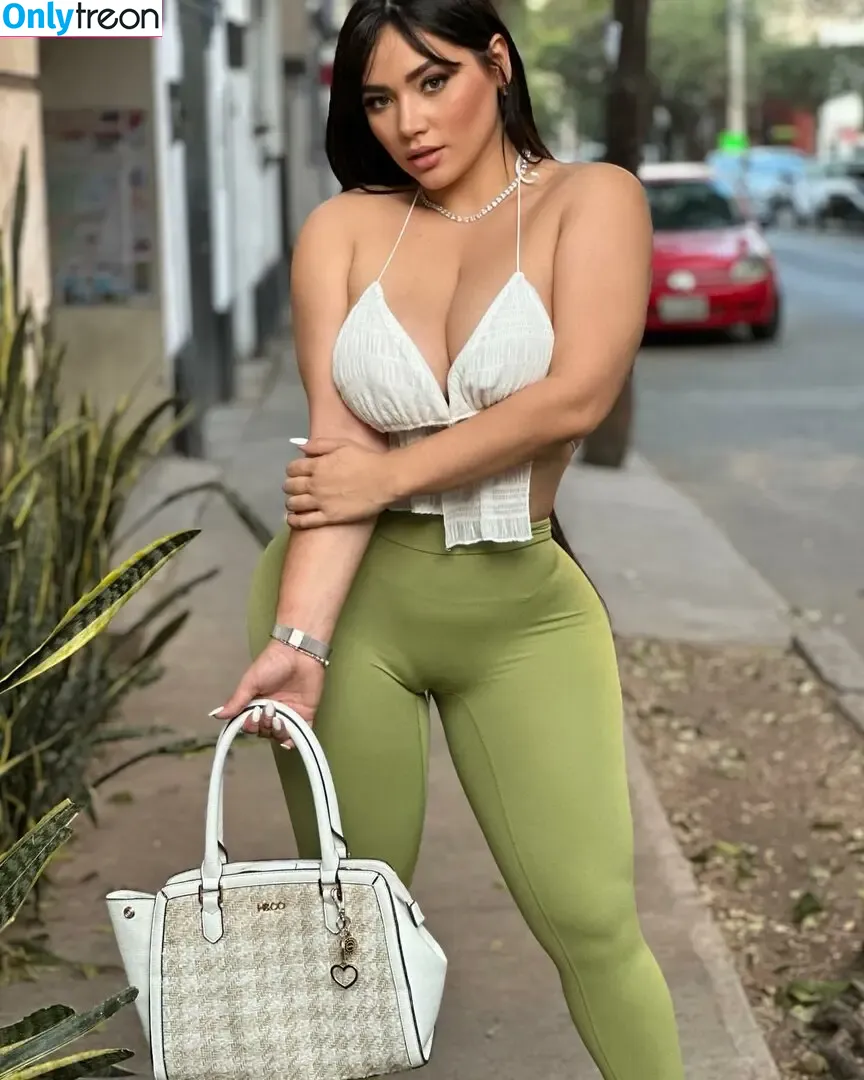 Ashley Carolina nude photo #0430 (Ashleyfox2122 / ashleycarolina / ashleylatinaa2)