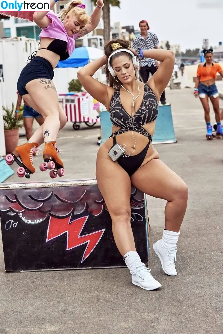 Ashley Graham nude photo #1797 (AshleyGraham / ashley_2020xxx / theashleygraham)