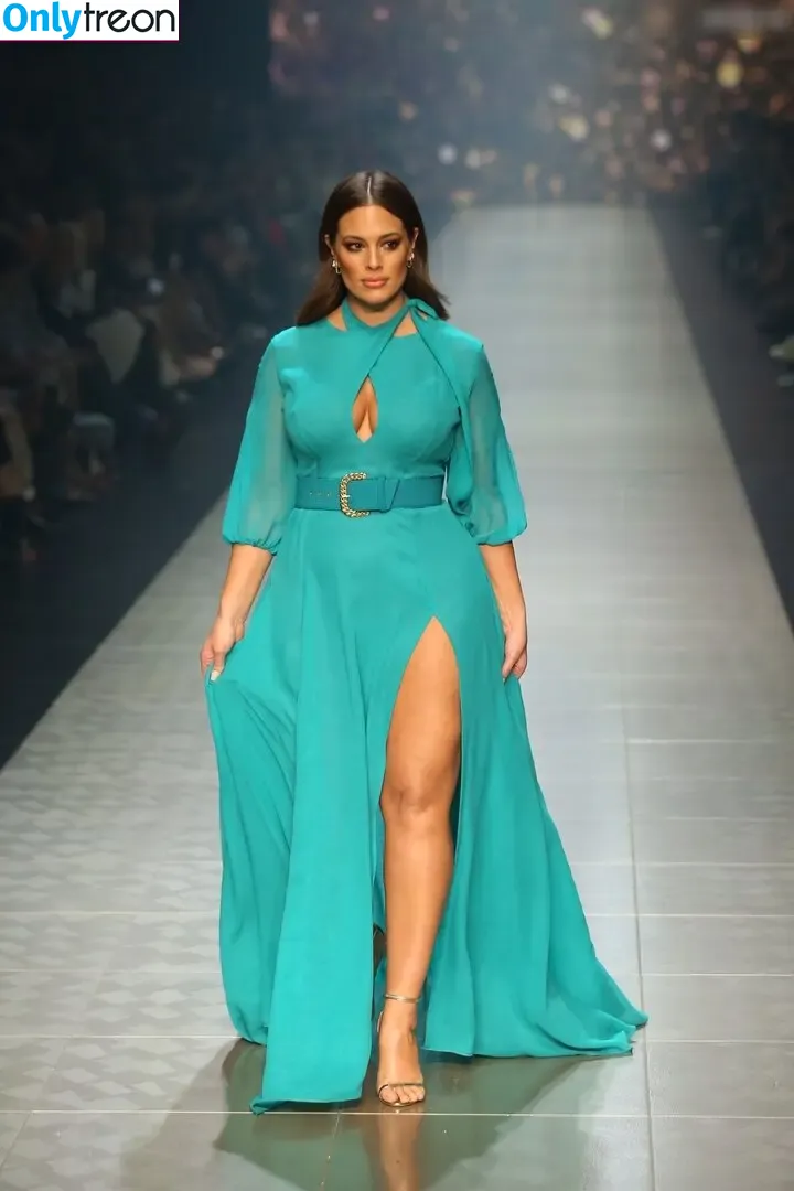 Ashley Graham nude photo #1805 (AshleyGraham / ashley_2020xxx / theashleygraham)