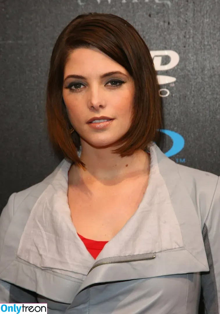 Ashley Greene nude photo #0029 (ashgreeny / ashleygreene)