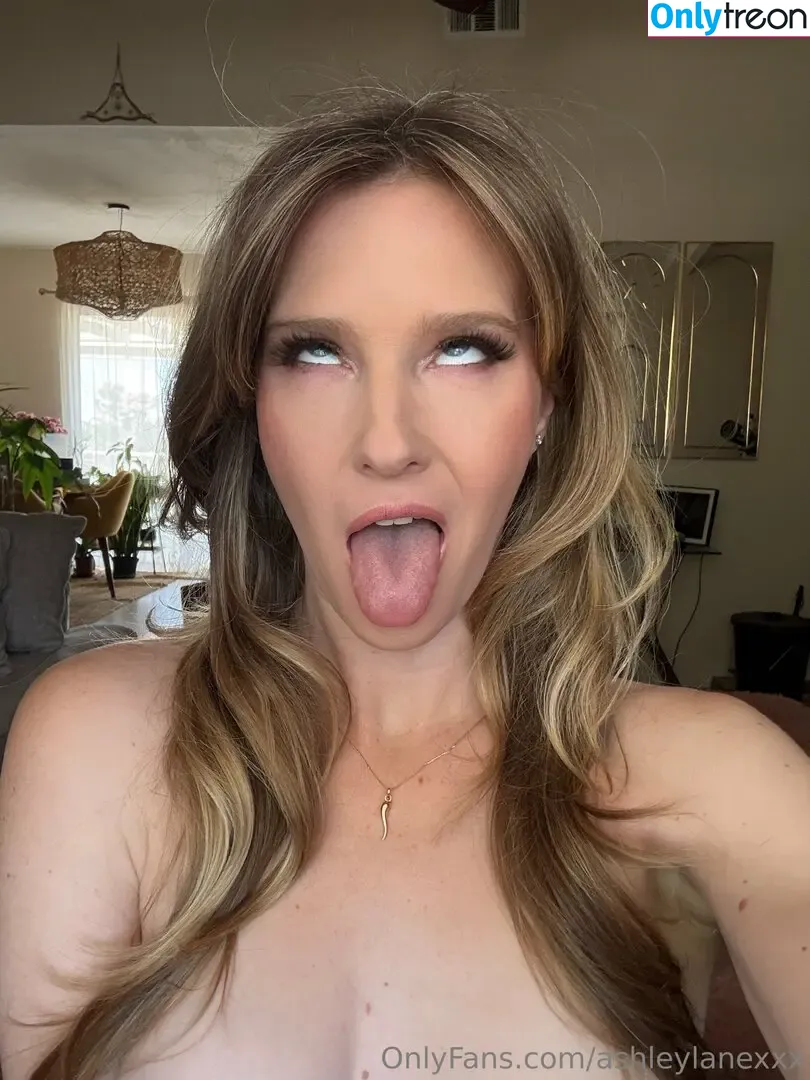 Ashley Lane nude photo #1832 (ashleylanexxx / priebusss)