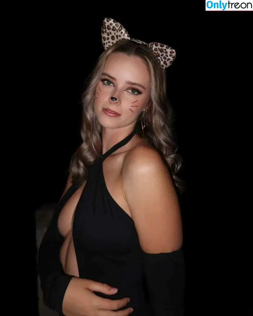 Ashley Rose Harris nude photo #0048 (ashleyrose.harris)