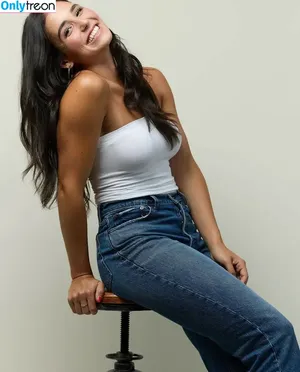 Ashley Shahahmadi / ashleyshahahmadi nude photo #0004