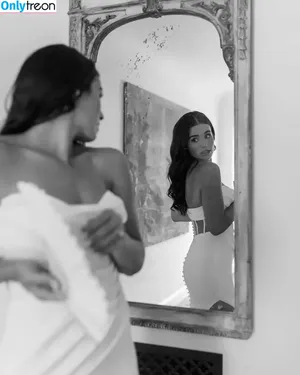 Ashley Shahahmadi / ashleyshahahmadi nude photo #0005