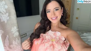 Ashley St Clair / ashleysinclair0 / ashstclair / sexlaptop / stclairashley nude photo #0047