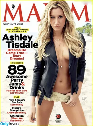 Ashley Tisdale / ashleytisdale nude photo #0268