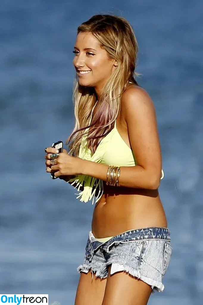 Ashley Tisdale nude photo #0038 (ashleytisdale)