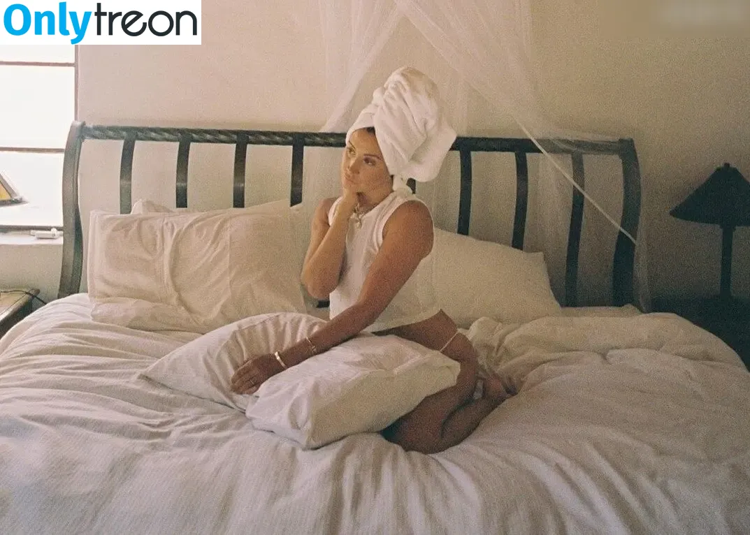 Ashley Tisdale nude photo #0424 (ashleytisdale)
