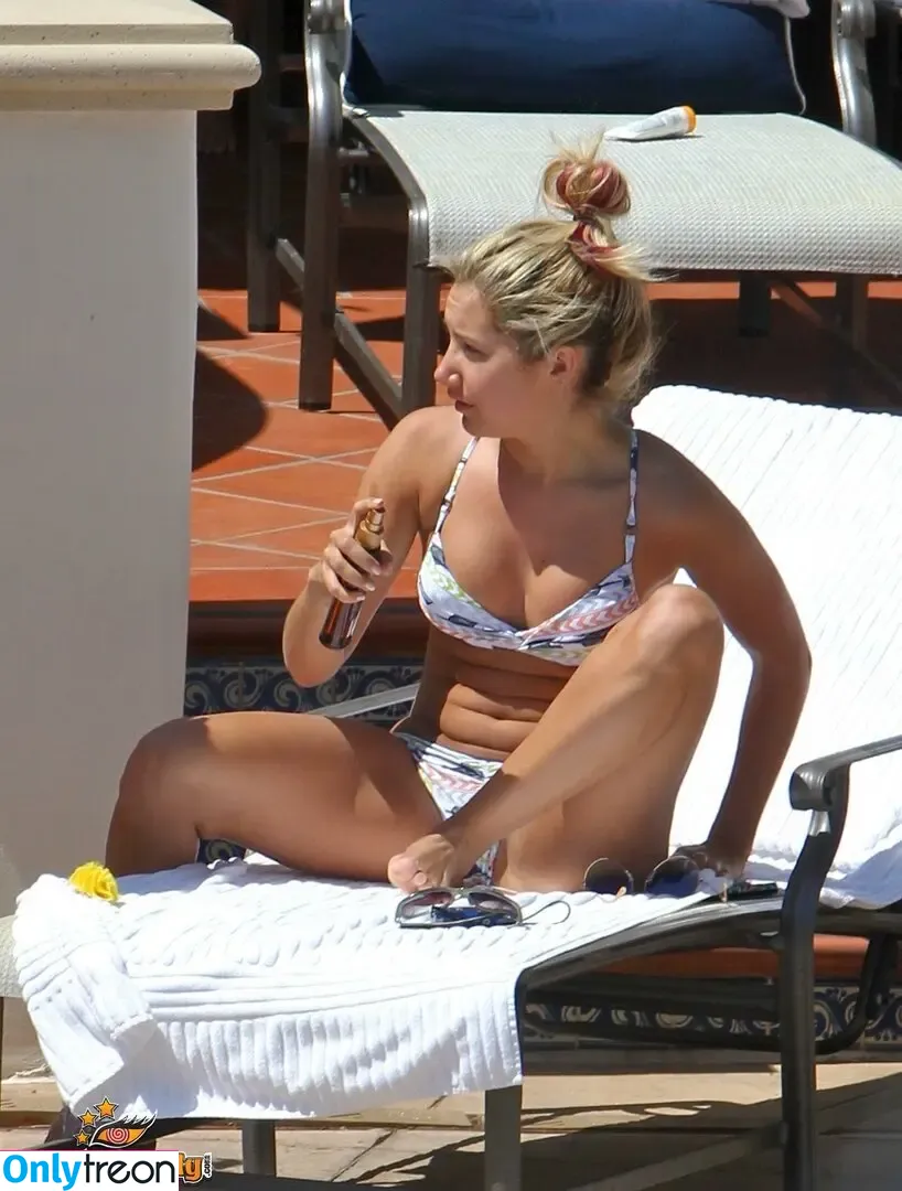 Ashley Tisdale nude photo #0680 (ashleytisdale)