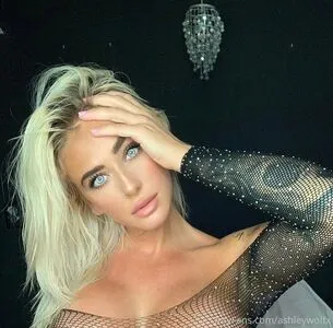 ashleywolfx / ashleywolfxo nude photo #0060