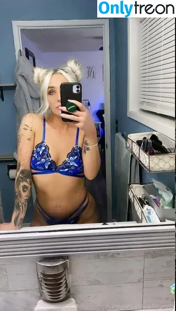 ashleywolfx nude photo #0046 (ashleywolfxo)