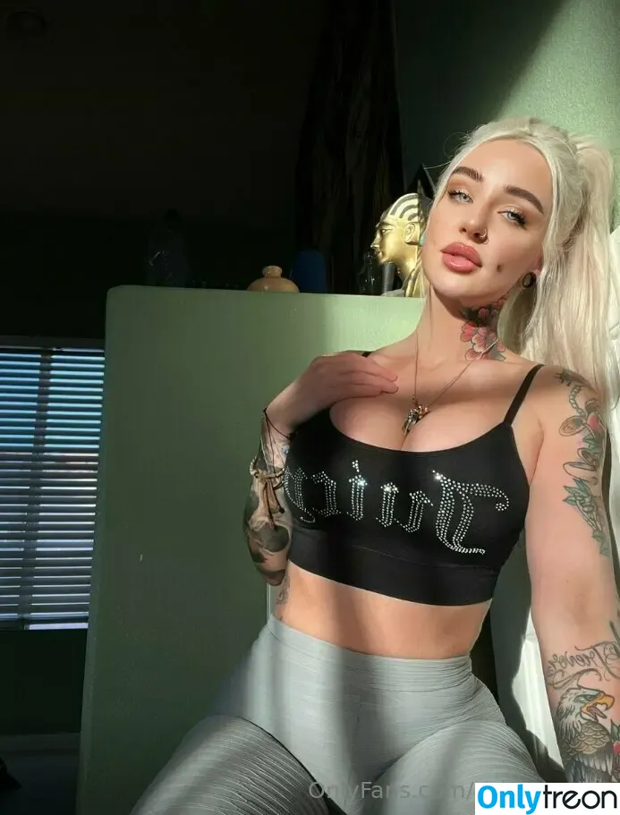 ashleywolfx nude photo #0405 (ashleywolfxo)