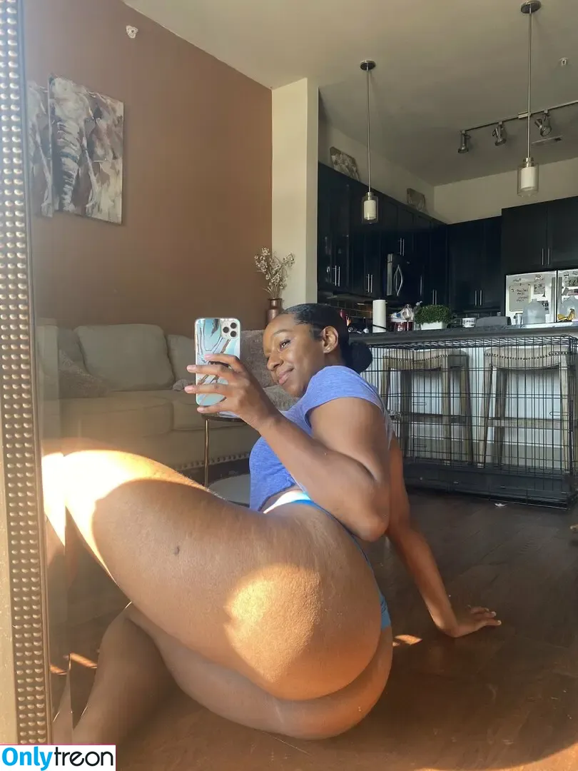 Ashli Nychole nude photo #0002 (ashleyn1chole / ashlinychole)