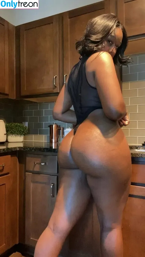 Ashli Nychole nude photo #0030 (ashleyn1chole / ashlinychole)