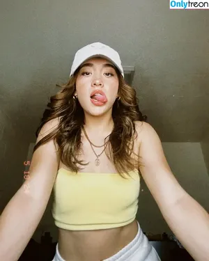 Ashly Martinez / ashly.martinez26 / sinpelareldienteee nude photo #0032