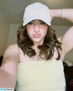 Ashly Martinez / ashly.martinez26 / sinpelareldienteee nude photo #0034
