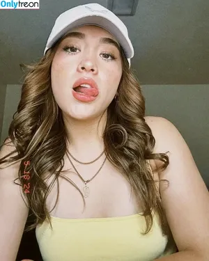 Ashly Martinez / ashly.martinez26 / sinpelareldienteee nude photo #0036
