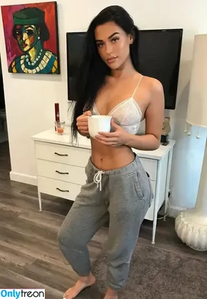  nude photo #0001