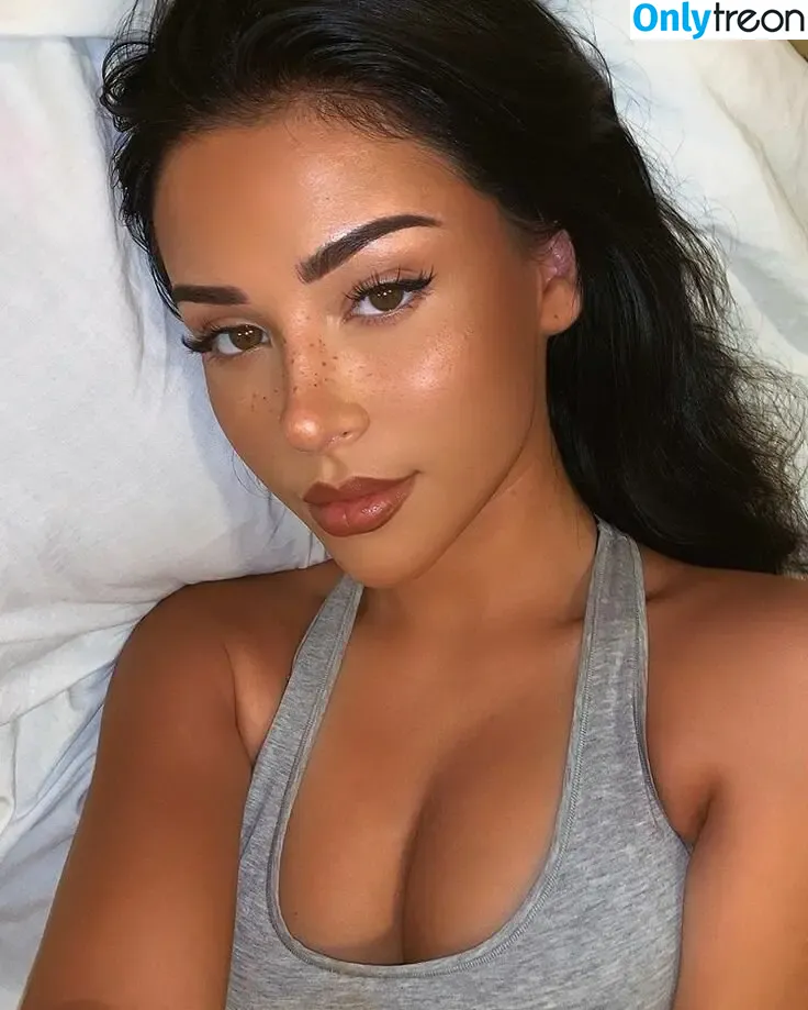 Ashlyn Castro nude photo #0007 (Ashlyn Castro)
