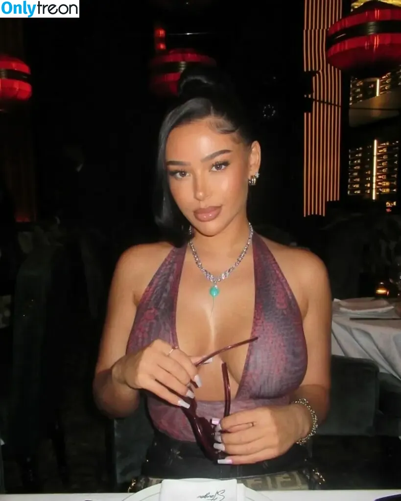 Ashlyn Castro nude photo #0008 (Ashlyn Castro)