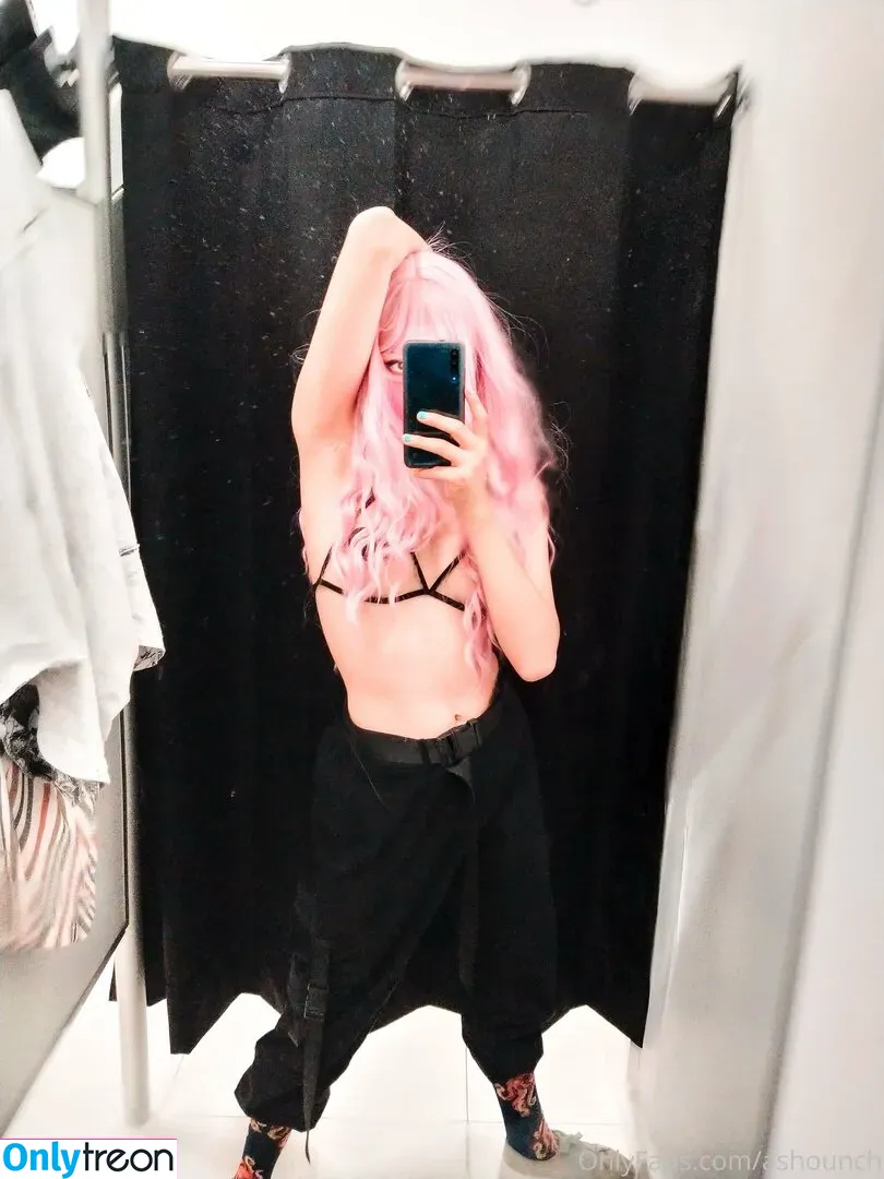 Ashounch nude photo #0090 (Ashounch)