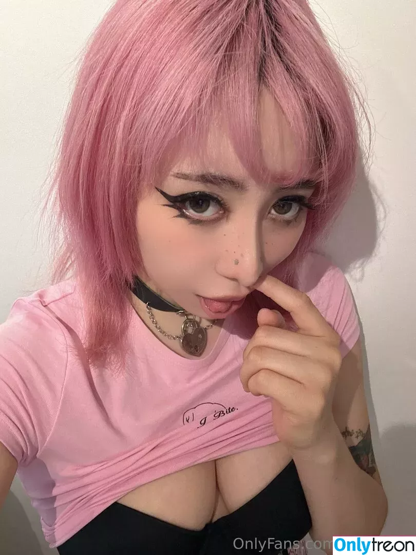 Ashounch nude photo #0375 (Ashounch)