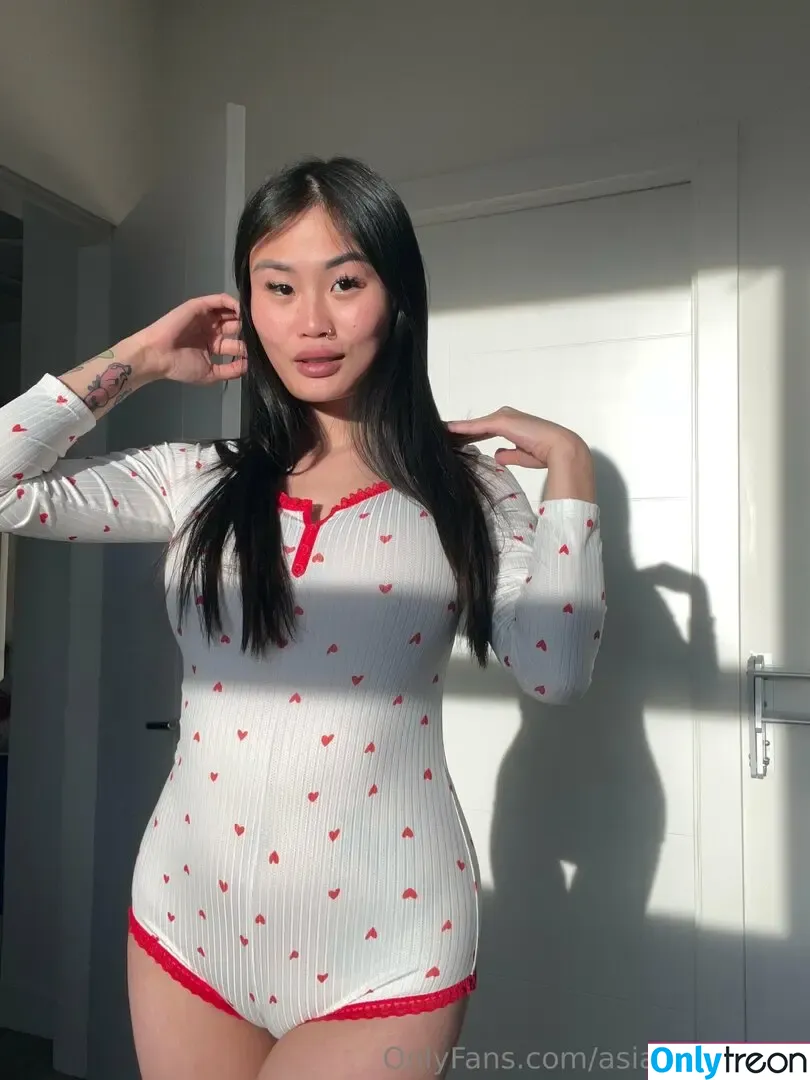asianlolatessa nude photo #0139 (asialolathedrug)